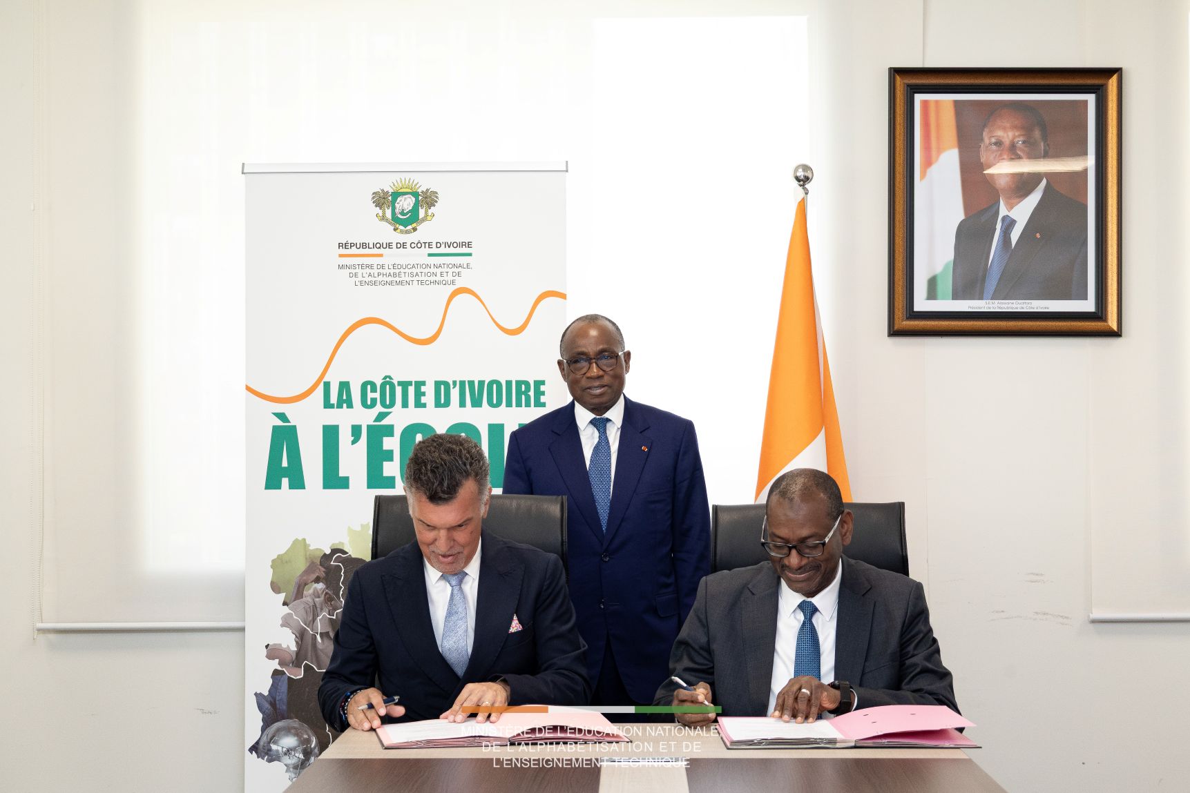 ÉDUCATION & RSE Côte d'Ivoire Terminal parie sur l'école : un accord historique pour transformer les salles de classe ivoiriennes
