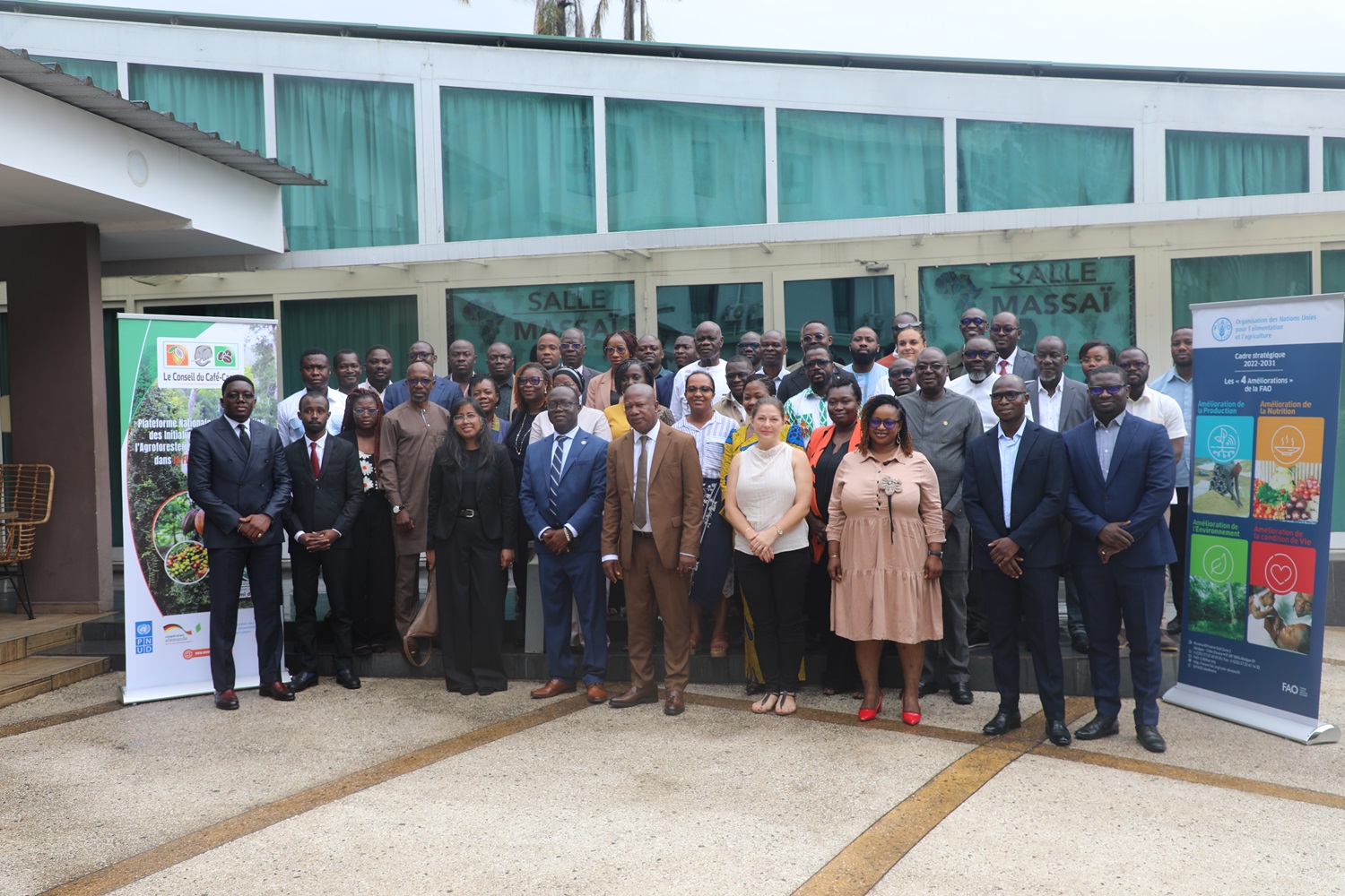 AGROFORESTERIE • FILIÈRE CACAO Cacao et arbres : le Conseil café-cacao et la FAO appellent à une coordination urgente des initiatives agroforestières en Côte d'Ivoire