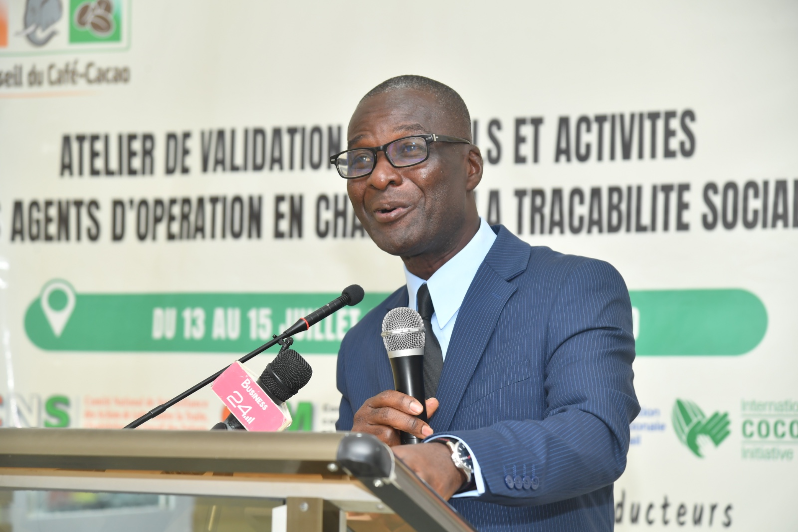 ALLIANCE HISTORIQUE : La première dame et le conseil café-cacao gravent dans le marbre de la traçabilité sociale la fin de l'exploitation des enfants dans la filière